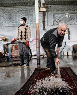 شستشوی سنتی قالی در قالیشویی شریعتی 